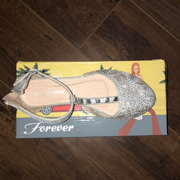 Prom / Homecoming / Cute Dressy Flats - Picture 2 of 4